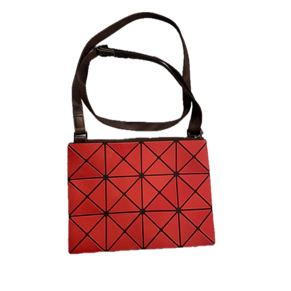 BAO BAO ISSEY MIYAKE‎ Geometric Triangles Red Crossbody Bag